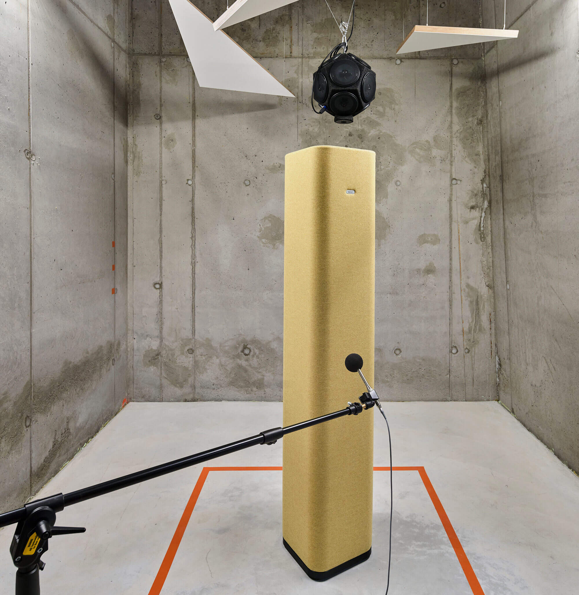 Our-lab Testing Tower acoustic properties in Mute Sound Lab