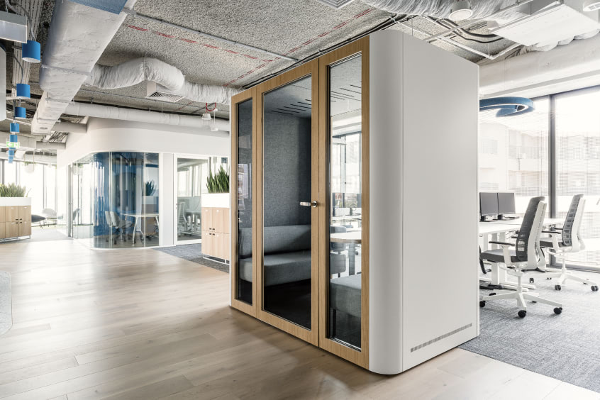 Canpack Office Interior - OpenOffice with Space L Pod